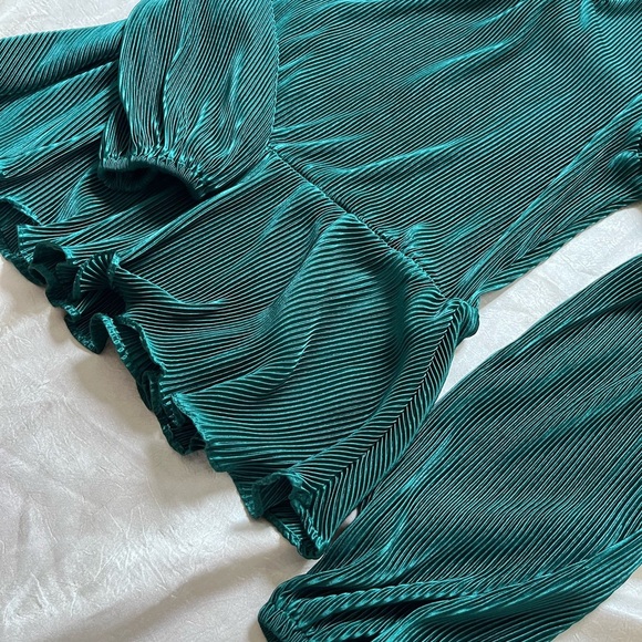 TCEC Green Ribbed Peplum Blouse - Picture 5 of 8